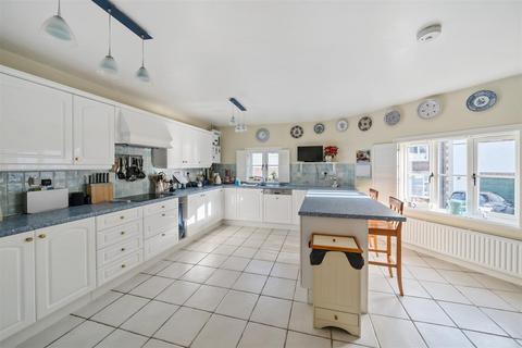 undefined, Queens Walk, Charmouth, Bridport