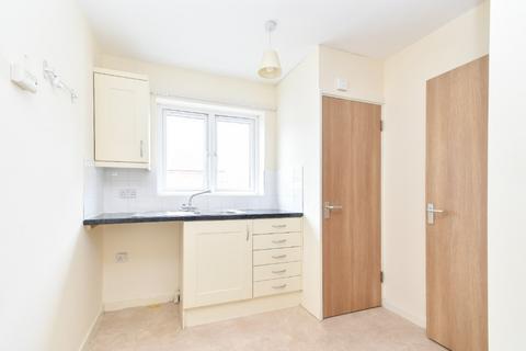 2 bedroom flat to rent, Gladstone Street, Norwich, NR2