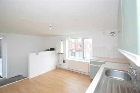 3 bedroom end of terrace house for sale, Hunnyhill, Newport