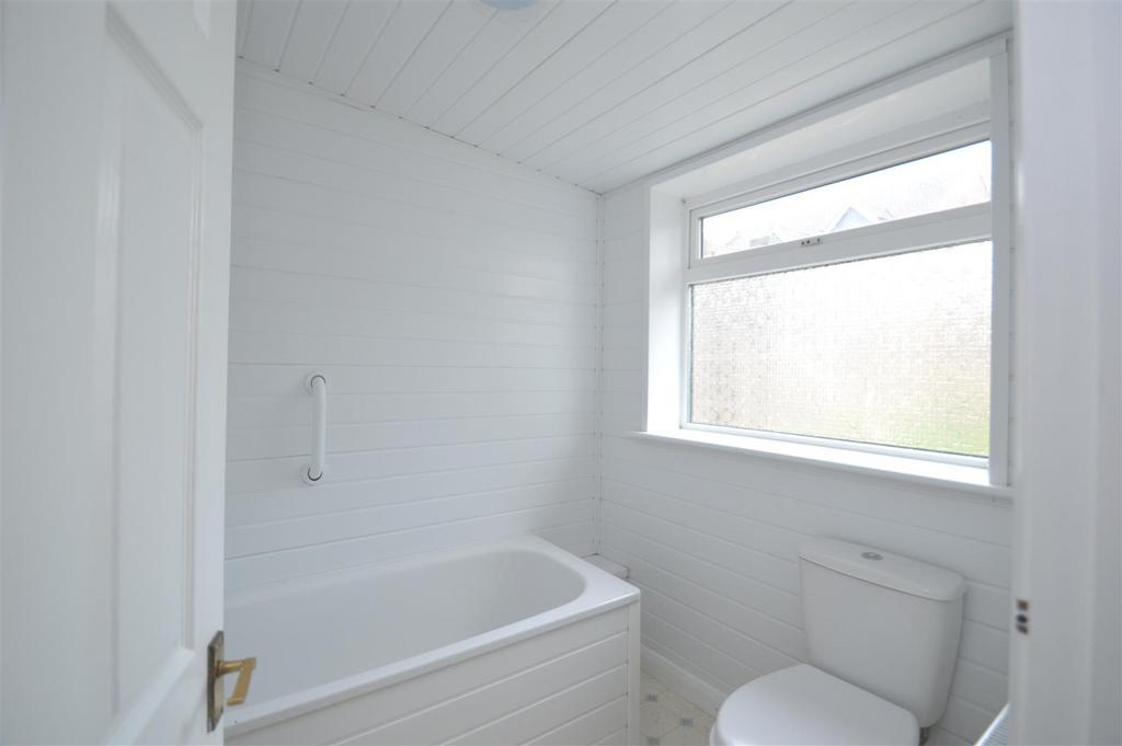105a Bathroom