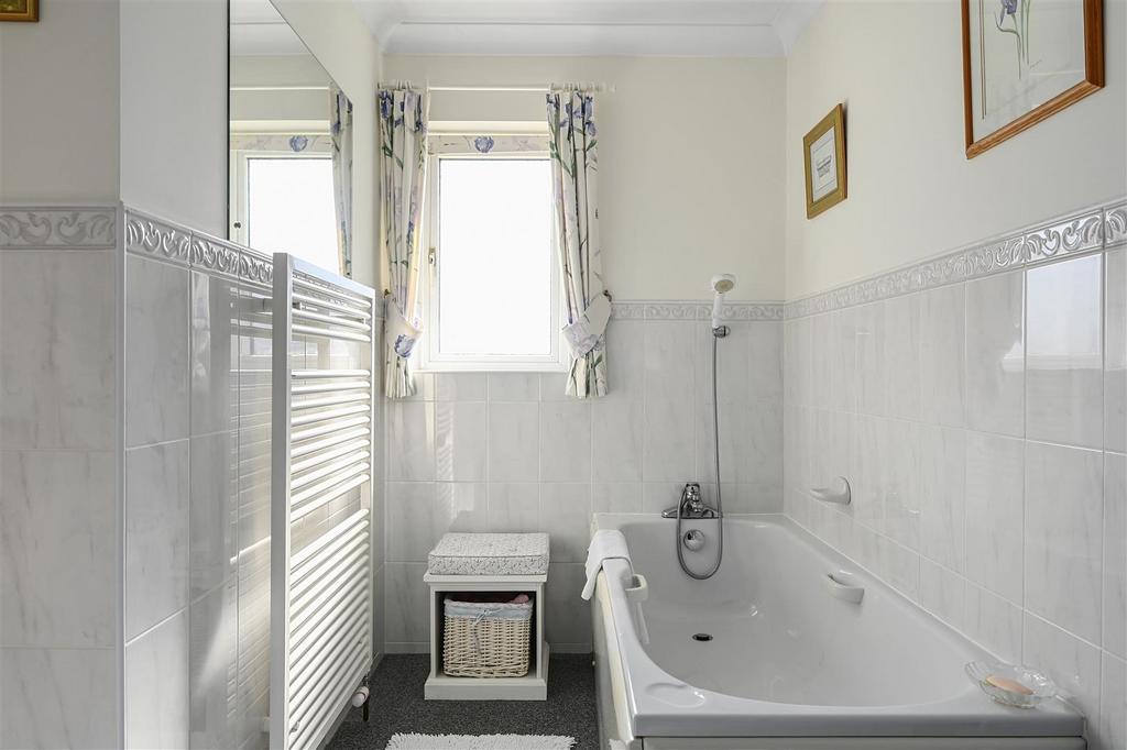 11 HARTFIELD ROAD (22).jpg