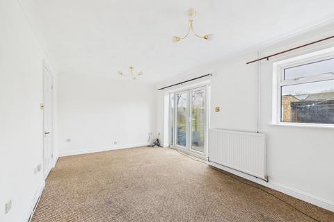 3 bedroom terraced house for sale, Watergall, Bretton, PE3