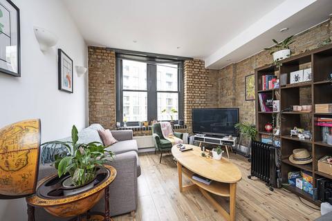 2 bedroom flat to rent, Gowers Walk, Aldgate, London, E1