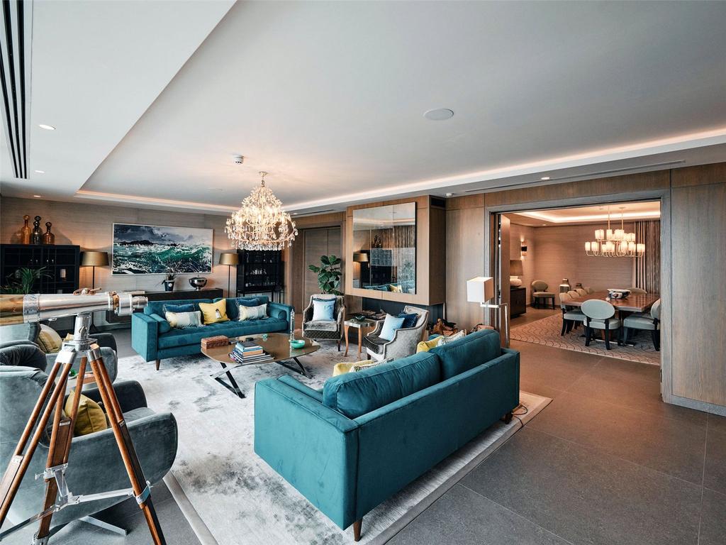 Main Lounge/Dining