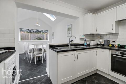 2 bedroom bungalow for sale, Harpswell Road, Lincoln