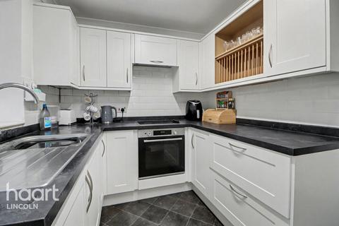 2 bedroom bungalow for sale, Harpswell Road, Lincoln