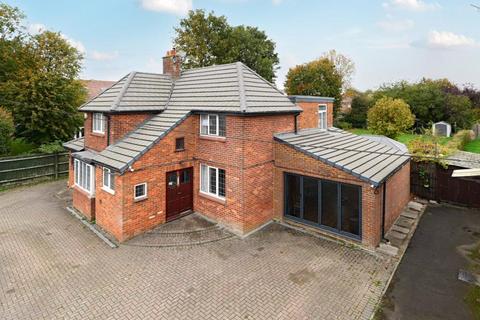 4 bedroom detached house for sale, Wendover Road,  Weston Turville,  HP22