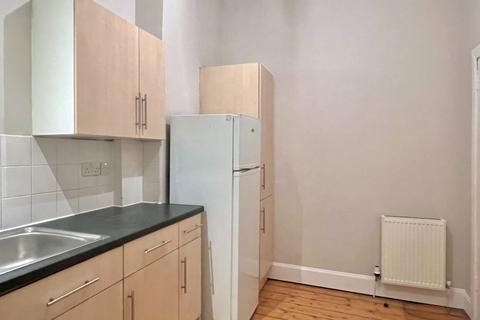 2 bedroom flat to rent, Montrose Terrace, Abbeyhill, Edinburgh, EH7