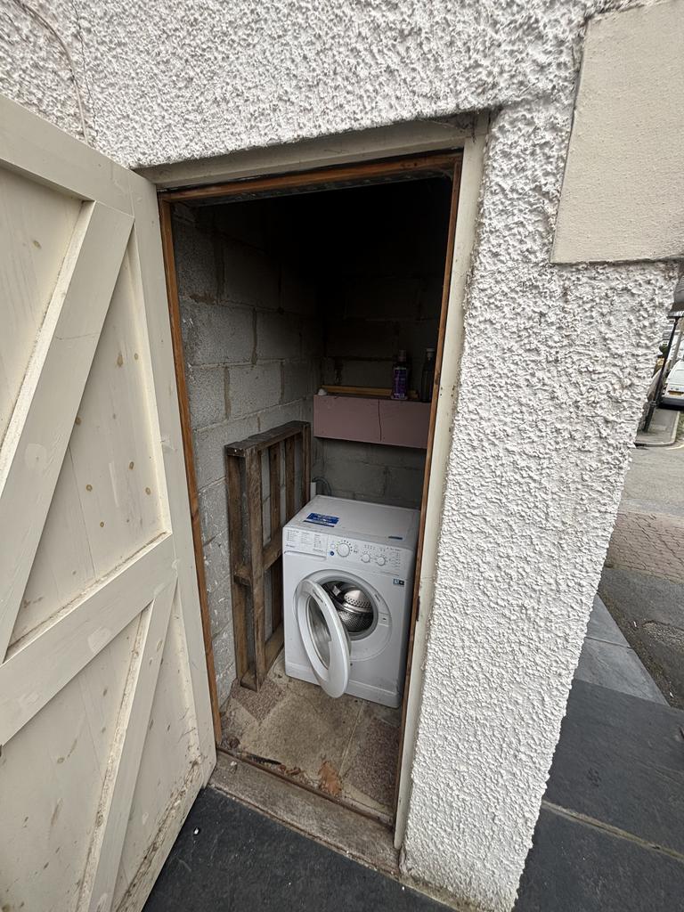 External utility room
