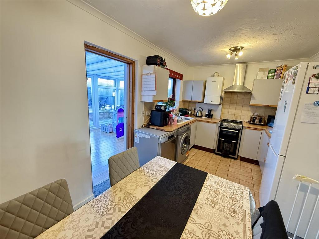 Kitchen/dining room
