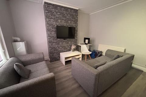 2 bedroom house to rent, Thornville Terrace, Leeds LS6