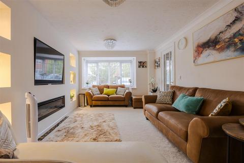 undefined, Fieldfare Close, Scunthorpe