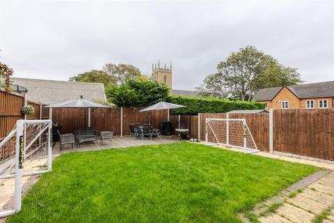undefined, Fieldfare Close, Scunthorpe