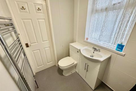 2 bedroom semi-detached bungalow for sale, Bradworth Drive, Scarborough