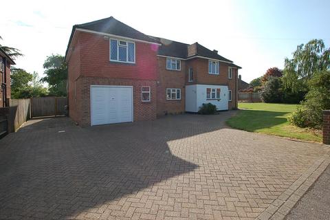 5 bedroom detached house for sale, The Ridgeway, Tonbridge