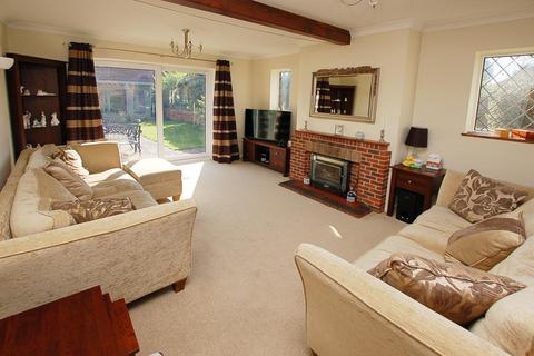 5 bedroom detached house for sale, The Ridgeway, Tonbridge