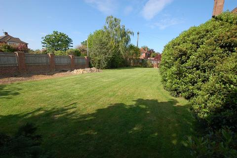 undefined, The Ridgeway, Tonbridge