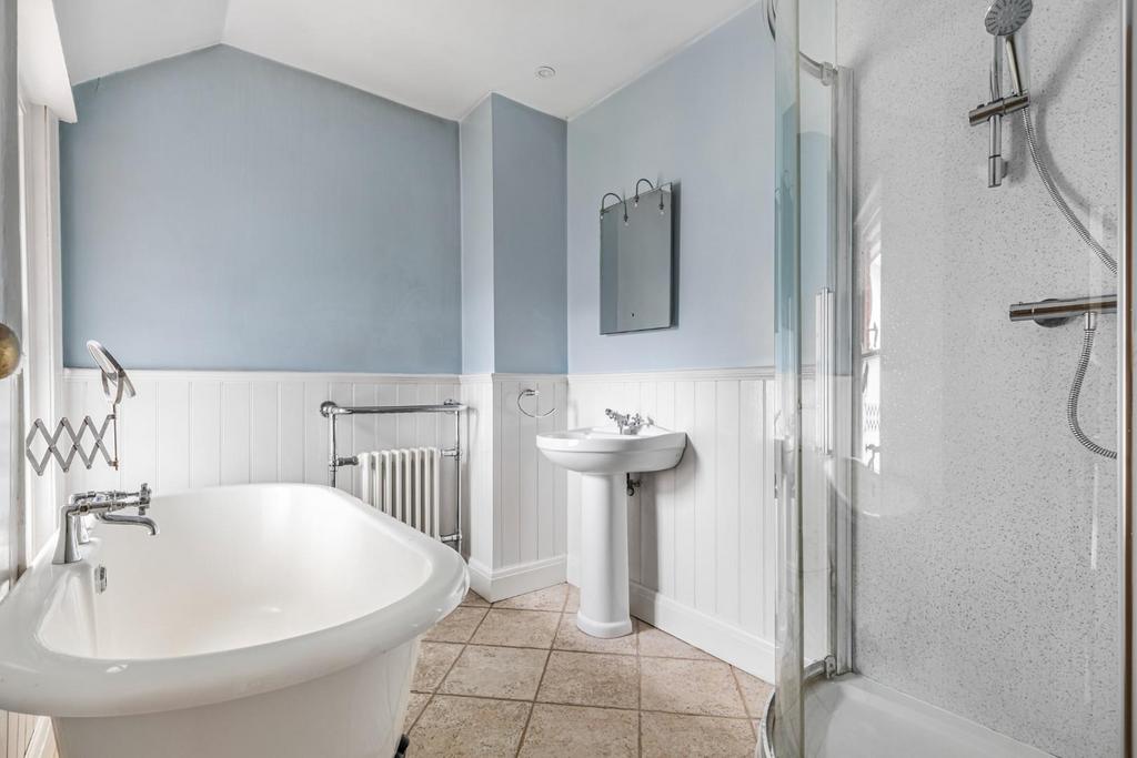 Ceri - Queens Road-1.jpg