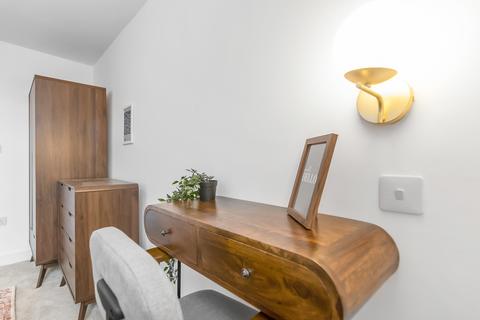 undefined, Hitchin Road, Luton, Bedfordshire, LU2