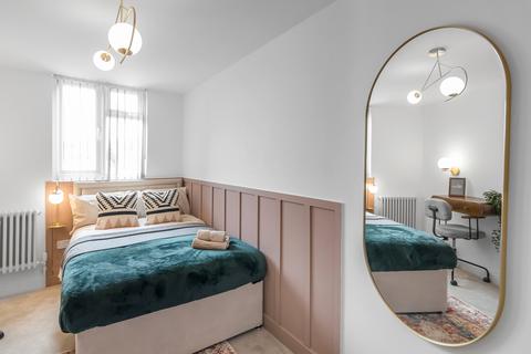 undefined, Hitchin Road, Luton, Bedfordshire, LU2