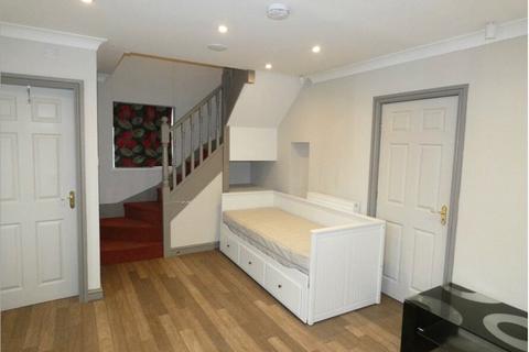 undefined, London Road, ST4