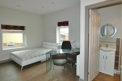 undefined, London Road, ST4