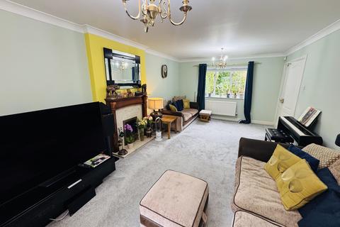 undefined, Waterslea Drive, Heaton, Bolton, BL1