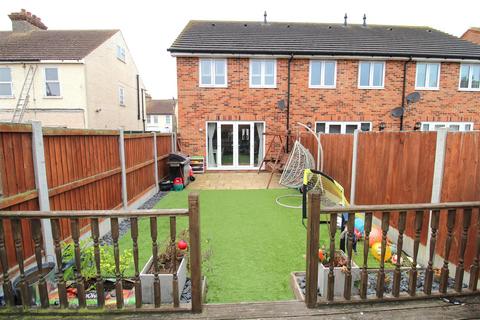 2 bedroom end of terrace house for sale, Filer Road, Minster On Sea, Sheerness