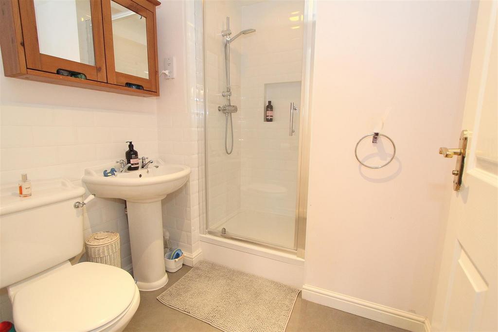 Ensuite.jpg