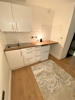 undefined, Buckingham Road, Room 1 London E18 2NH