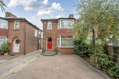 3 bedroom semi-detached house for sale, Peareswood Gardens, Stanmore HA7