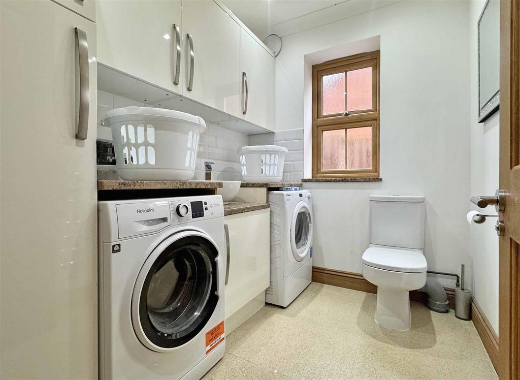 Utility Room.jpg