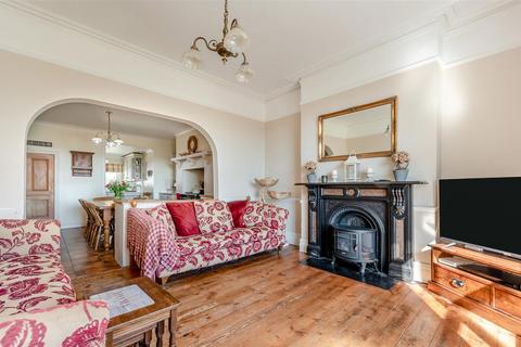 undefined, Y Wern, Llansadwrn, Llanwrda