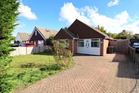 3 bedroom detached bungalow for sale, ANDREW CRESCENT, WATERLOOVILLE