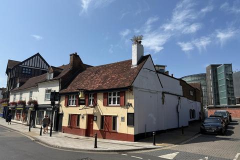 4 bedroom property for sale, The Bell Inn, High Wycombe, HP13