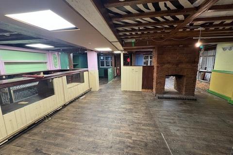4 bedroom property for sale, The Bell Inn, High Wycombe, HP13