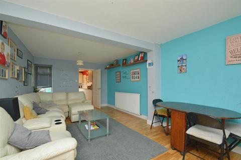 undefined, CHARMING COTTAGE * BRADING