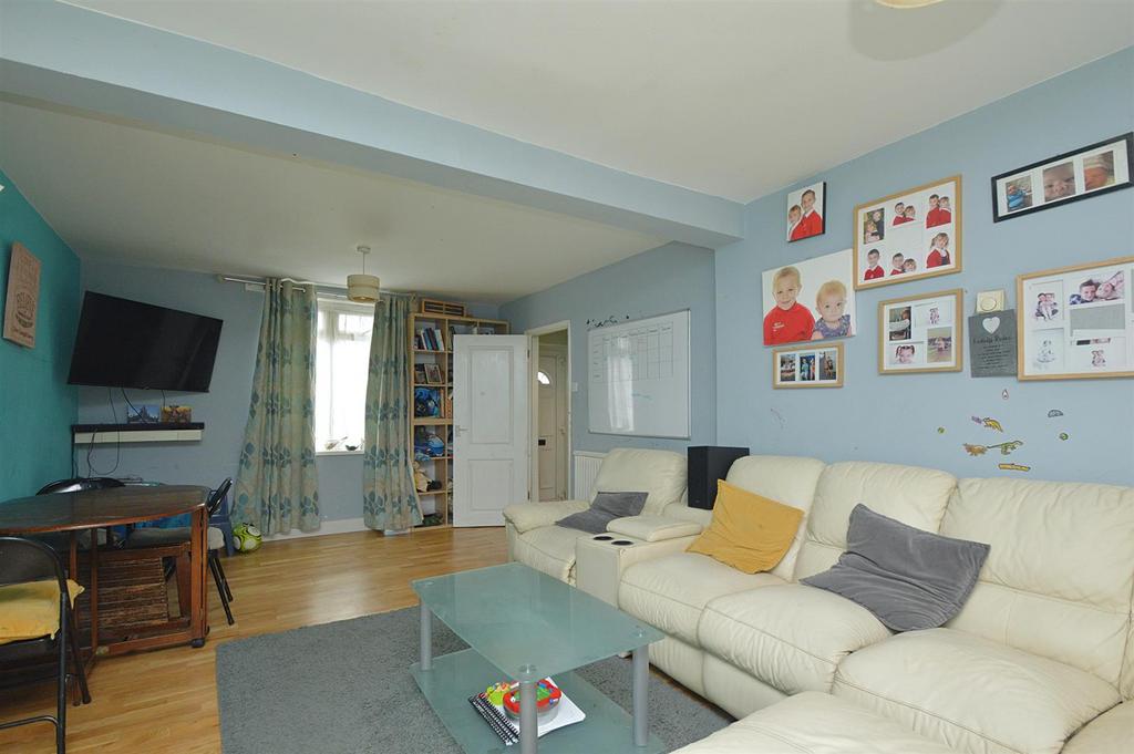 Resized Lounge1.jpg