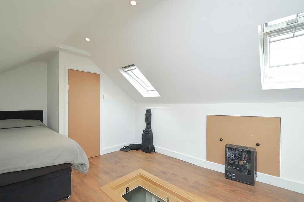 Attic Room NEW.jpg