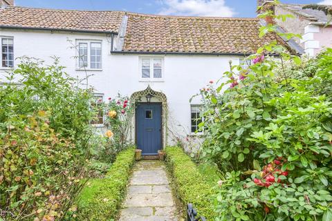 undefined, Green Cottage – A Charming Double Fronted Cottage in the Heart of Ditcheat