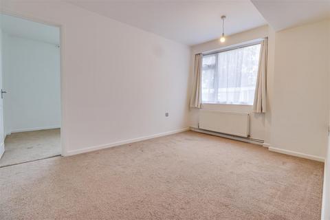 1 bedroom apartment for sale, Grand Drive, Leigh-on-Sea SS9