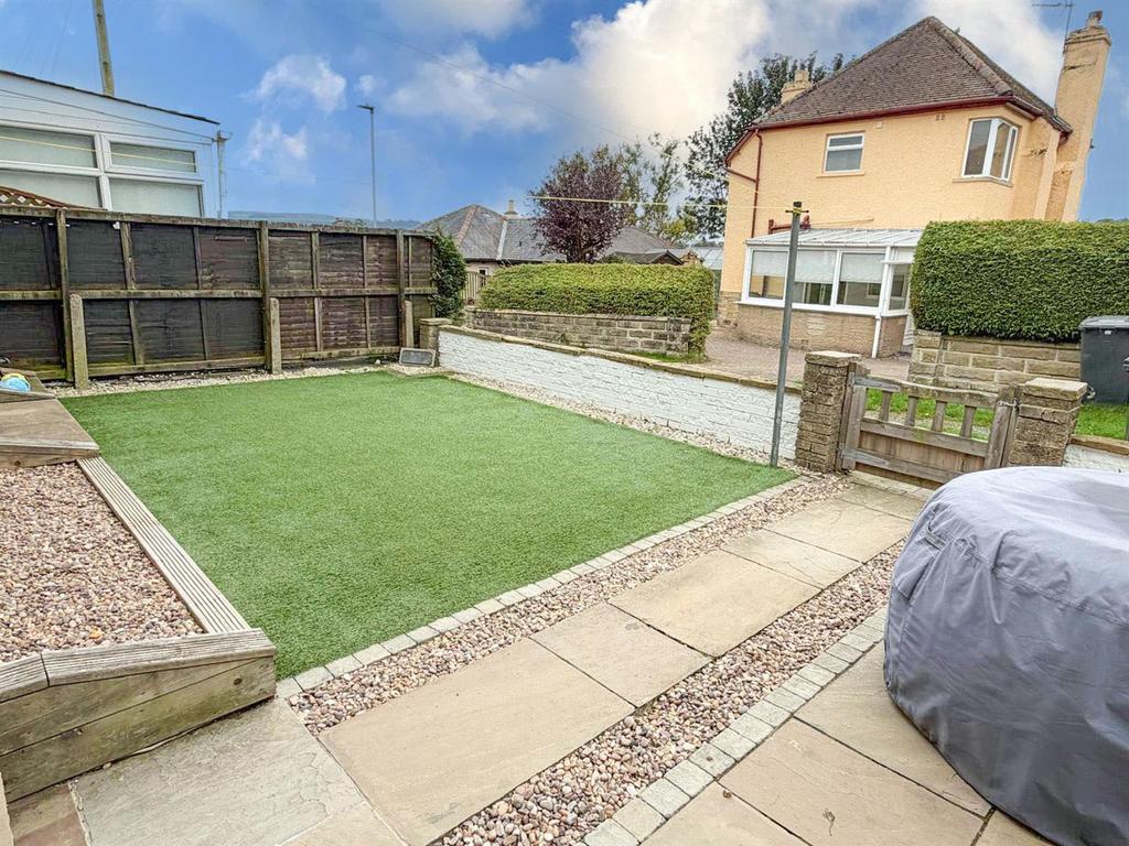 3 bed semi-detached house, Silsden 17