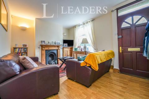 2 bedroom house to rent, St. James Place, Cheltenham, GL50