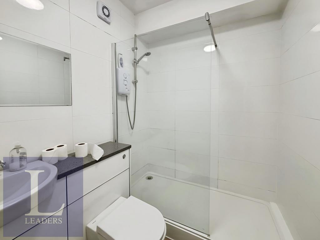 A5277aa1-Shower 20ro