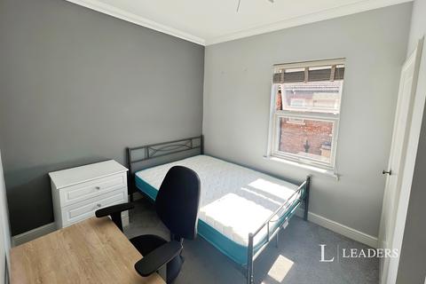 1 bedroom in a house share to rent, Lincoln Road, Peterborough, Cambridgeshire, PE1