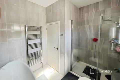 1 bedroom in a house share to rent, Lincoln Road, Peterborough, Cambridgeshire, PE1