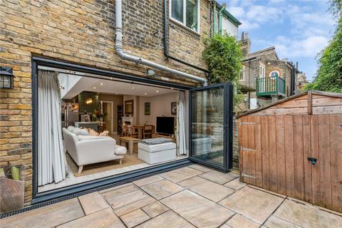 2 bedroom apartment for sale, Nelsons Row, SW4