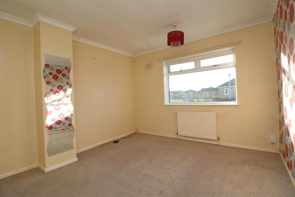 Bedroom 1 .JPG