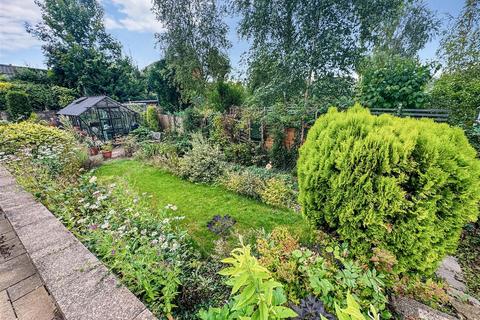 4 bedroom detached bungalow for sale, Landseer Road, Southwell
