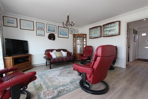 4 bedroom townhouse for sale, Trafalgar Drive, Walmer, CT14